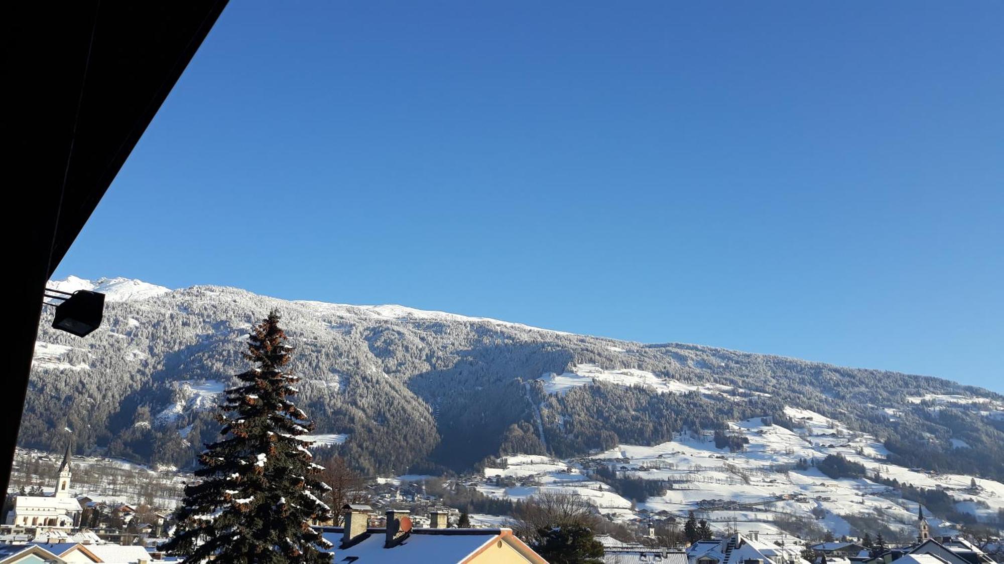 Dolomitenhotel لينز المظهر الخارجي الصورة